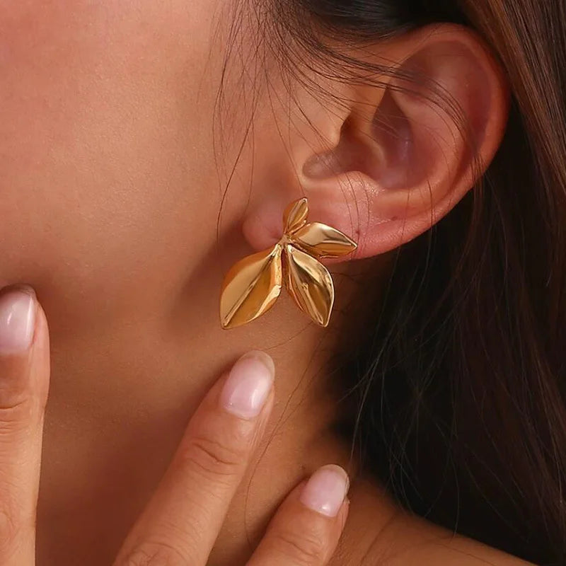 Golden Metal Leaves Post Earrings For Women Trendy New Styles Simple Fashion Jewelry Wholesale Accessories Drop shipping Gifts