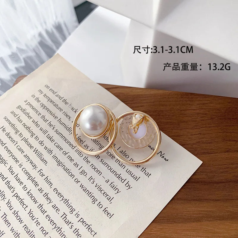 1Pair Pearl Ear Clip Earring For Women Non Piercing Clips On Earrings Stud Jewelry Fake Piercing Crystal Ear Cuffs Fashion Gifts