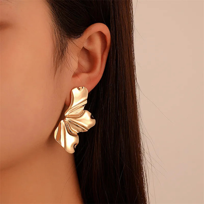 Golden Metal Leaves Post Earrings For Women Trendy New Styles Simple Fashion Jewelry Wholesale Accessories Drop shipping Gifts