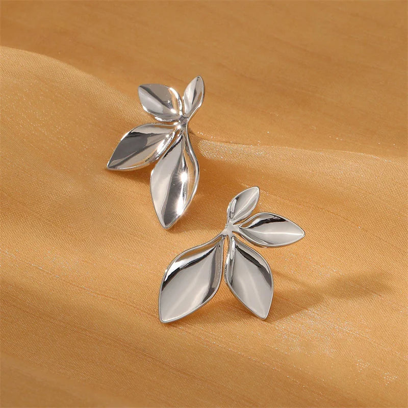 Golden Metal Leaves Post Earrings For Women Trendy New Styles Simple Fashion Jewelry Wholesale Accessories Drop shipping Gifts