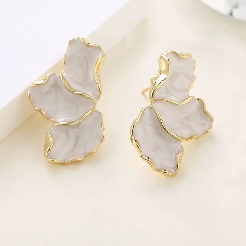 Golden Metal Leaves Post Earrings For Women Trendy New Styles Simple Fashion Jewelry Wholesale Accessories Drop shipping Gifts